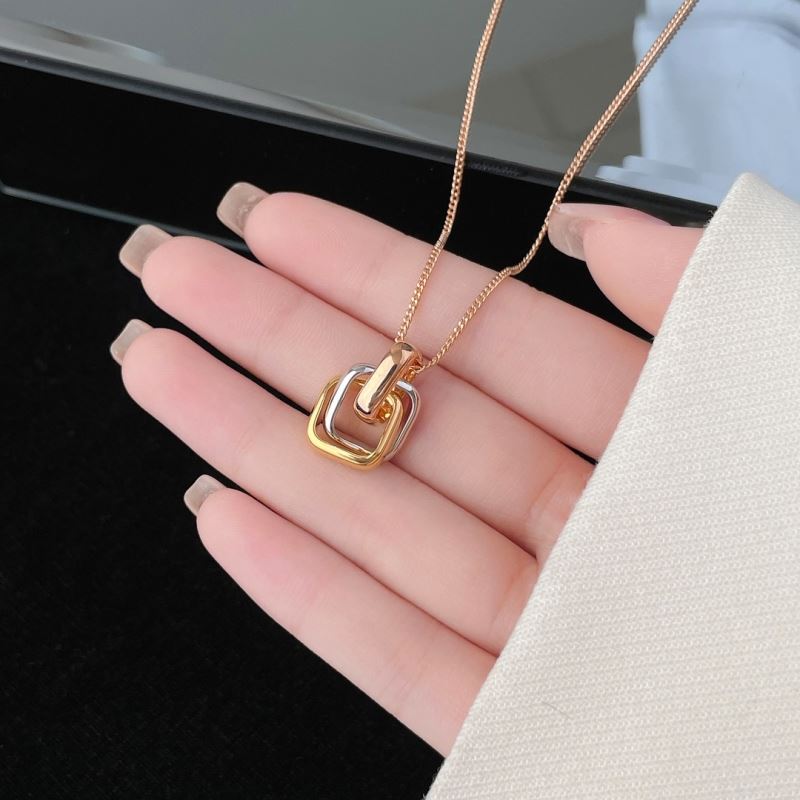 Ca*t1er necklaces